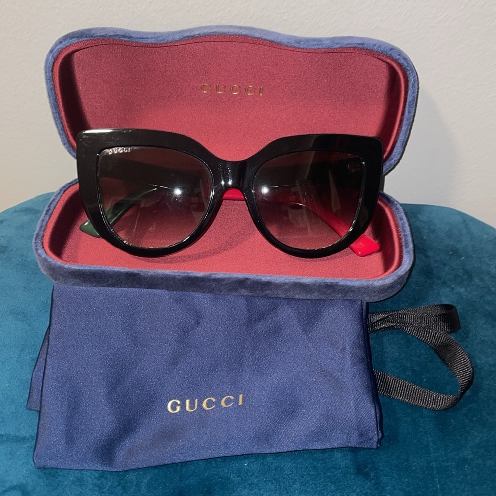 Gucci black oversized cat eye sunglasses